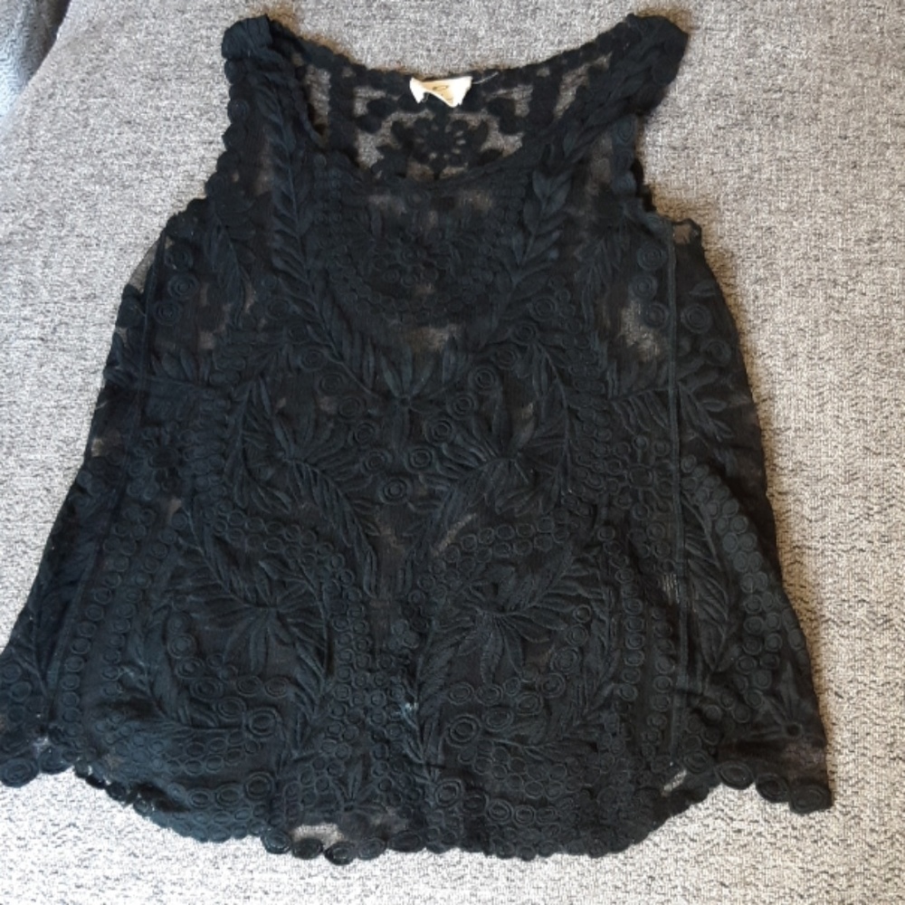 Pins & Needles embroidered black floral tank top M - Picture 3 of 8